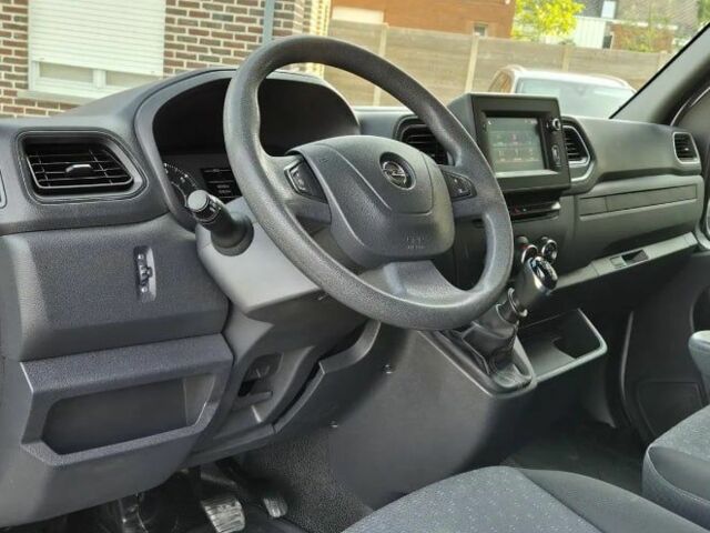 Сірий Опель Movano, об'ємом двигуна 2.3 л та пробігом 150 тис. км за 12829 $, фото 3 на Automoto.ua