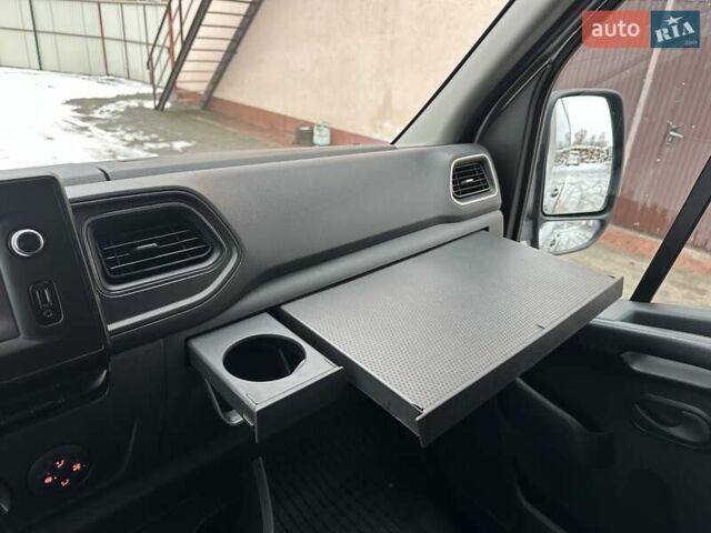 Серый Опель Movano, объемом двигателя 2.3 л и пробегом 208 тыс. км за 18500 $, фото 34 на Automoto.ua