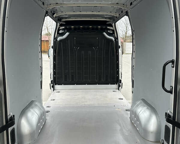 Серый Опель Movano, объемом двигателя 0 л и пробегом 254 тыс. км за 18950 $, фото 35 на Automoto.ua