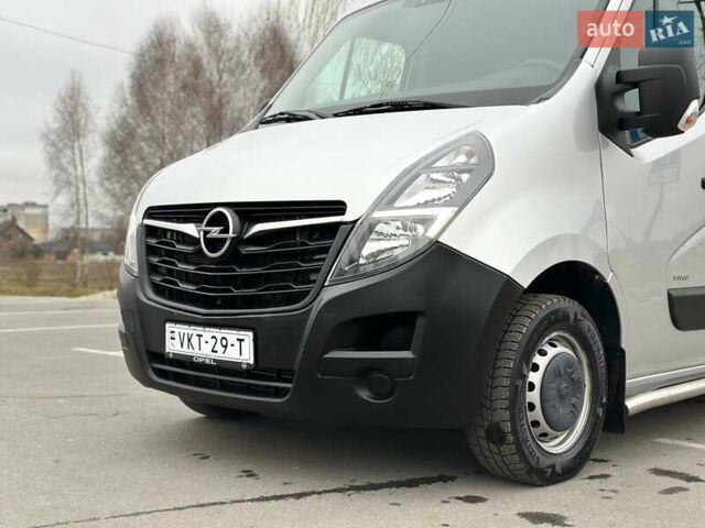 Серый Опель Movano, объемом двигателя 0 л и пробегом 254 тыс. км за 18950 $, фото 9 на Automoto.ua