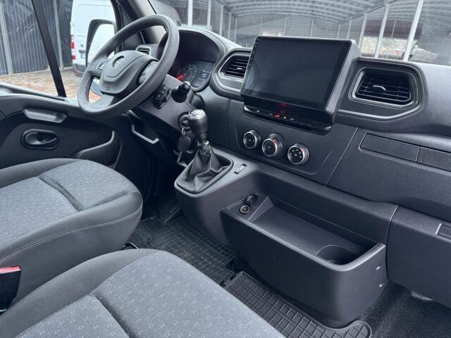 Серый Опель Movano, объемом двигателя 0 л и пробегом 200 тыс. км за 21700 $, фото 5 на Automoto.ua