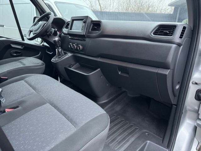 Серый Опель Movano, объемом двигателя 0 л и пробегом 200 тыс. км за 21700 $, фото 16 на Automoto.ua