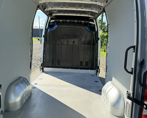 Серый Опель Movano, объемом двигателя 0 л и пробегом 254 тыс. км за 18700 $, фото 38 на Automoto.ua