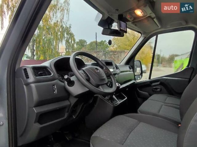 Серый Опель Movano, объемом двигателя 2.2 л и пробегом 48 тыс. км за 28500 $, фото 13 на Automoto.ua