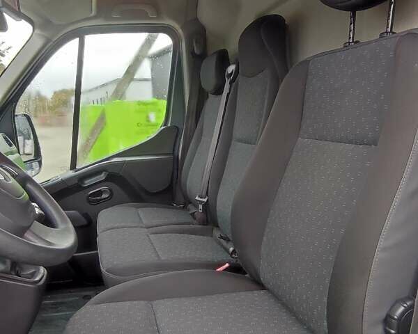 Серый Опель Movano, объемом двигателя 2.2 л и пробегом 48 тыс. км за 28500 $, фото 12 на Automoto.ua