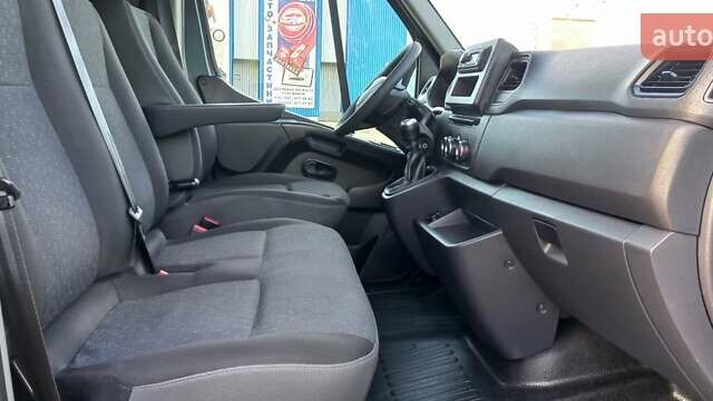 Серый Опель Movano, объемом двигателя 0 л и пробегом 357 тыс. км за 19700 $, фото 69 на Automoto.ua