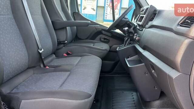 Серый Опель Movano, объемом двигателя 0 л и пробегом 357 тыс. км за 19700 $, фото 68 на Automoto.ua