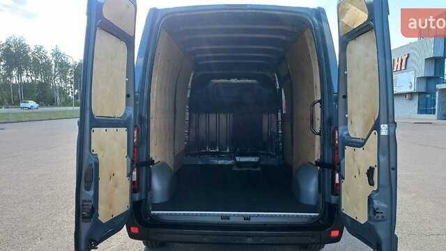 Серый Опель Movano, объемом двигателя 0 л и пробегом 357 тыс. км за 19700 $, фото 12 на Automoto.ua