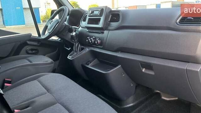 Серый Опель Movano, объемом двигателя 0 л и пробегом 357 тыс. км за 19700 $, фото 66 на Automoto.ua