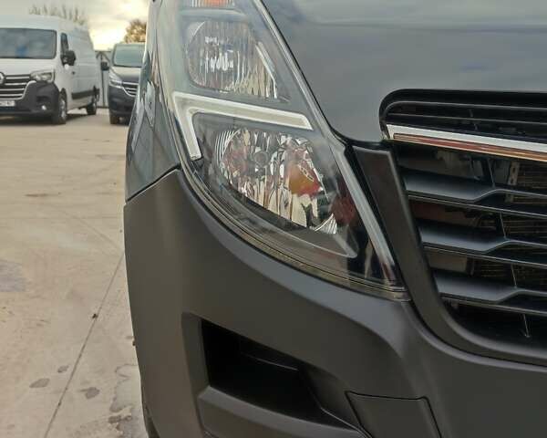 Сірий Опель Movano, об'ємом двигуна 2.3 л та пробігом 181 тис. км за 27550 $, фото 16 на Automoto.ua