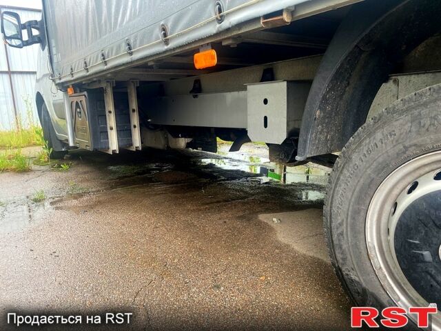 Серый Опель Movano, объемом двигателя 2.3 л и пробегом 438 тыс. км за 14200 $, фото 4 на Automoto.ua