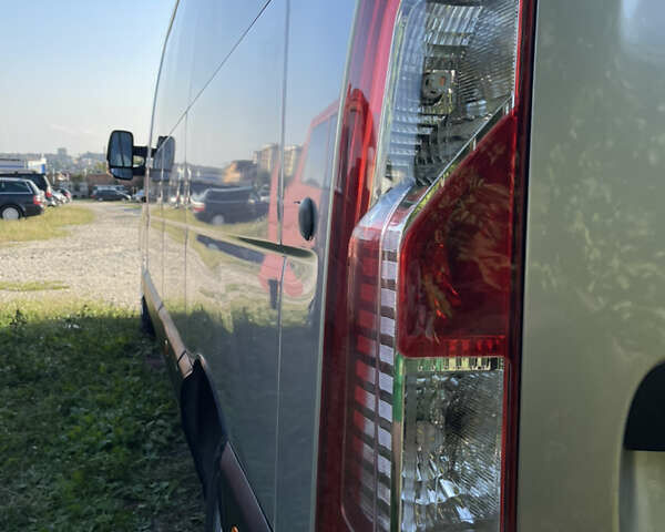 Серый Опель Movano, объемом двигателя 2.3 л и пробегом 323 тыс. км за 15500 $, фото 18 на Automoto.ua