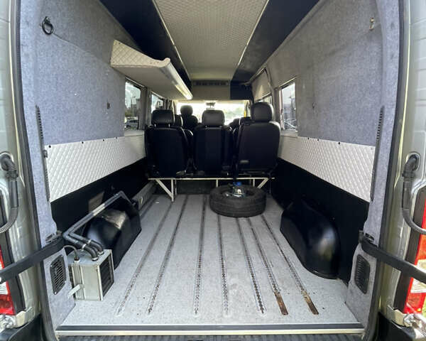Серый Опель Movano, объемом двигателя 2.3 л и пробегом 323 тыс. км за 15500 $, фото 12 на Automoto.ua