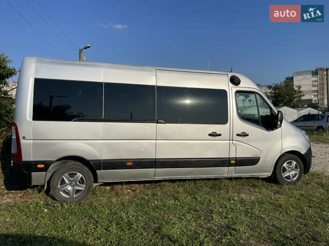 Серый Опель Movano, объемом двигателя 2.3 л и пробегом 323 тыс. км за 15500 $, фото 2 на Automoto.ua