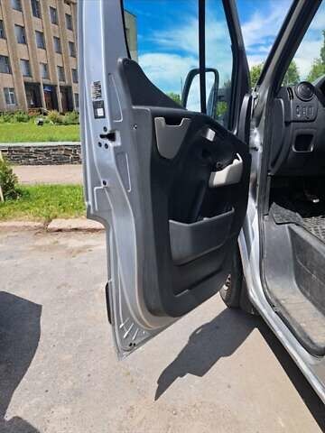 Серый Опель Movano, объемом двигателя 2.3 л и пробегом 275 тыс. км за 12000 $, фото 21 на Automoto.ua