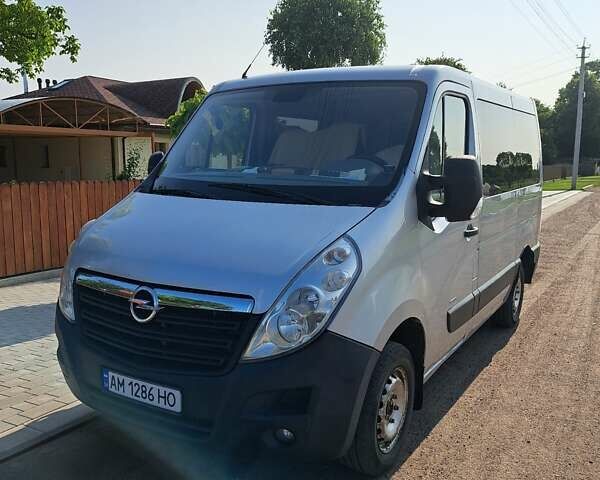 Серый Опель Movano, объемом двигателя 2.3 л и пробегом 275 тыс. км за 12000 $, фото 8 на Automoto.ua