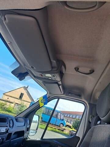 Серый Опель Movano, объемом двигателя 2.3 л и пробегом 275 тыс. км за 12000 $, фото 24 на Automoto.ua