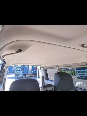 Серый Опель Movano, объемом двигателя 2.3 л и пробегом 275 тыс. км за 12000 $, фото 29 на Automoto.ua