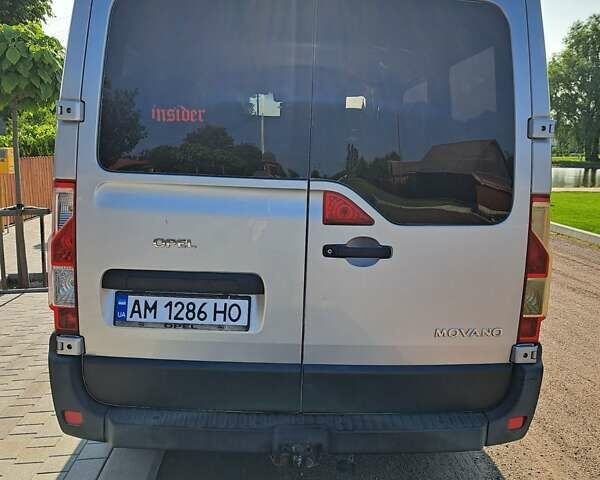 Серый Опель Movano, объемом двигателя 2.3 л и пробегом 275 тыс. км за 12000 $, фото 4 на Automoto.ua