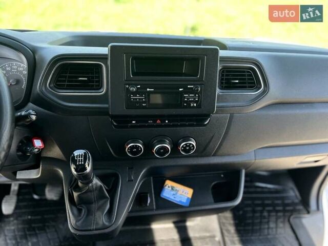 Серый Опель Movano, объемом двигателя 2.3 л и пробегом 160 тыс. км за 22300 $, фото 12 на Automoto.ua