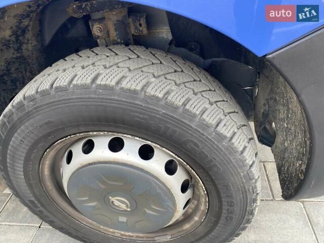 Синій Опель Movano, об'ємом двигуна 2.3 л та пробігом 277 тис. км за 12900 $, фото 2 на Automoto.ua