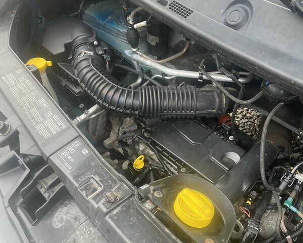 Синий Опель Movano, объемом двигателя 2.3 л и пробегом 221 тыс. км за 10500 $, фото 19 на Automoto.ua