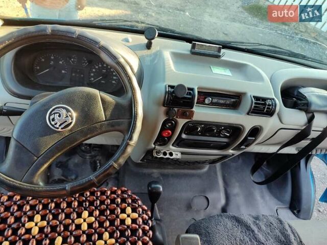 Синий Опель Movano, объемом двигателя 2.19 л и пробегом 350 тыс. км за 3750 $, фото 8 на Automoto.ua