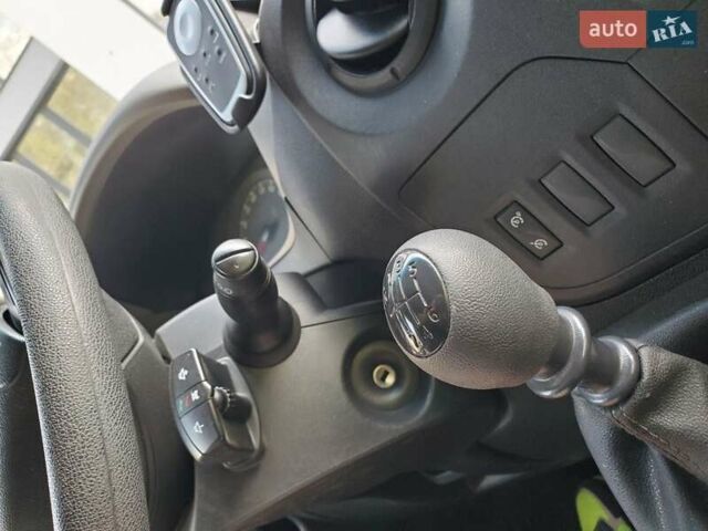 Синій Опель Movano, об'ємом двигуна 2.3 л та пробігом 273 тис. км за 13200 $, фото 38 на Automoto.ua