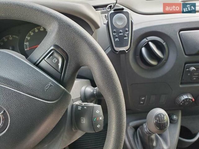Синій Опель Movano, об'ємом двигуна 2.3 л та пробігом 273 тис. км за 13200 $, фото 39 на Automoto.ua