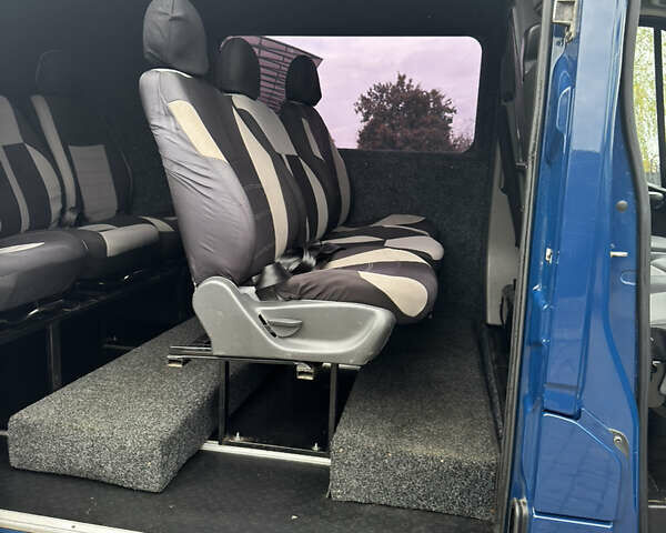 Синий Опель Movano, объемом двигателя 0 л и пробегом 335 тыс. км за 15700 $, фото 7 на Automoto.ua