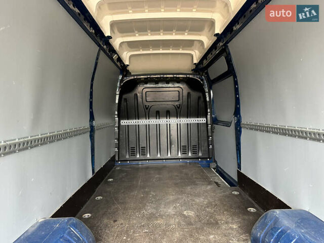 Синий Опель Movano, объемом двигателя 2.3 л и пробегом 239 тыс. км за 21500 $, фото 29 на Automoto.ua