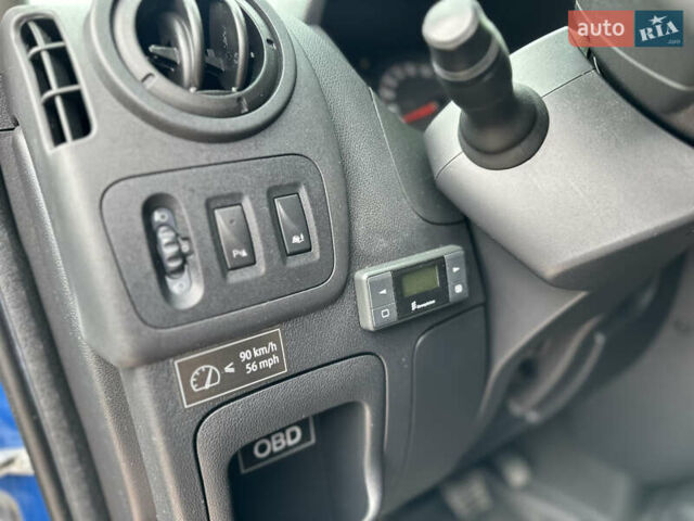 Синій Опель Movano, об'ємом двигуна 2.3 л та пробігом 239 тис. км за 21000 $, фото 17 на Automoto.ua