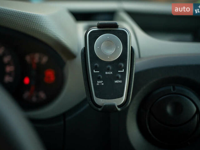 Синій Опель Movano, об'ємом двигуна 2.3 л та пробігом 257 тис. км за 15500 $, фото 65 на Automoto.ua