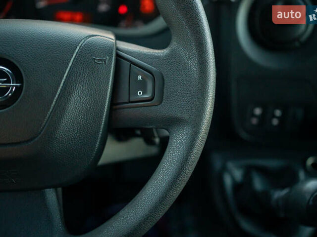 Синій Опель Movano, об'ємом двигуна 2.3 л та пробігом 257 тис. км за 15500 $, фото 58 на Automoto.ua