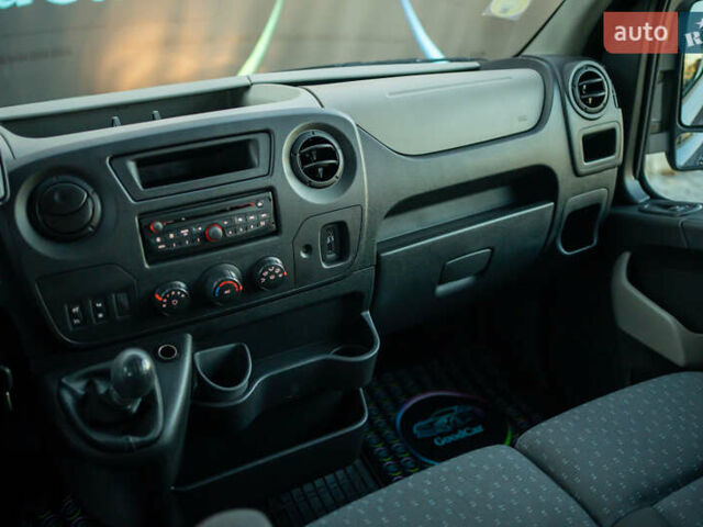 Синій Опель Movano, об'ємом двигуна 2.3 л та пробігом 257 тис. км за 15500 $, фото 66 на Automoto.ua