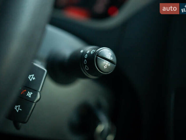 Синій Опель Movano, об'ємом двигуна 2.3 л та пробігом 257 тис. км за 15500 $, фото 61 на Automoto.ua