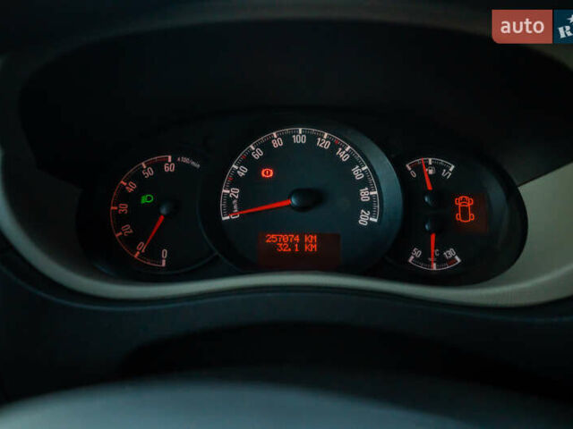 Синій Опель Movano, об'ємом двигуна 2.3 л та пробігом 257 тис. км за 15500 $, фото 69 на Automoto.ua