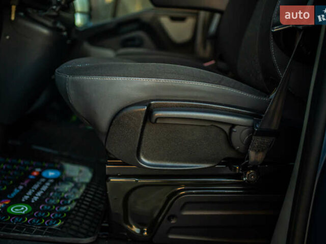 Синій Опель Movano, об'ємом двигуна 2.3 л та пробігом 257 тис. км за 15500 $, фото 47 на Automoto.ua