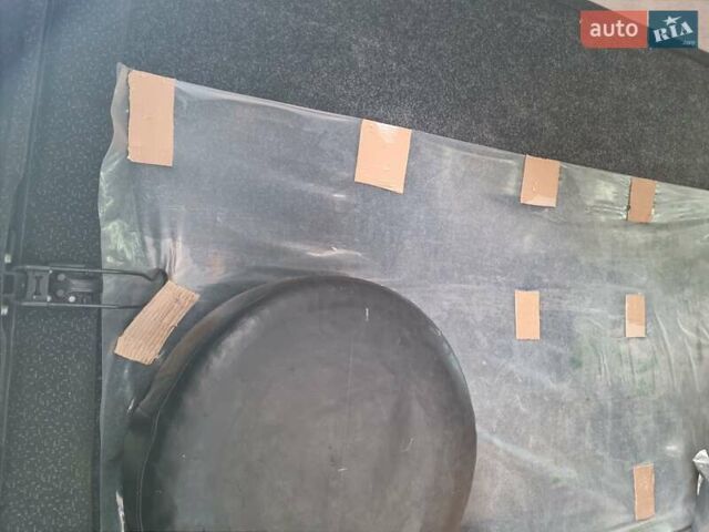 Зеленый Опель Movano, объемом двигателя 2.5 л и пробегом 450 тыс. км за 10600 $, фото 12 на Automoto.ua