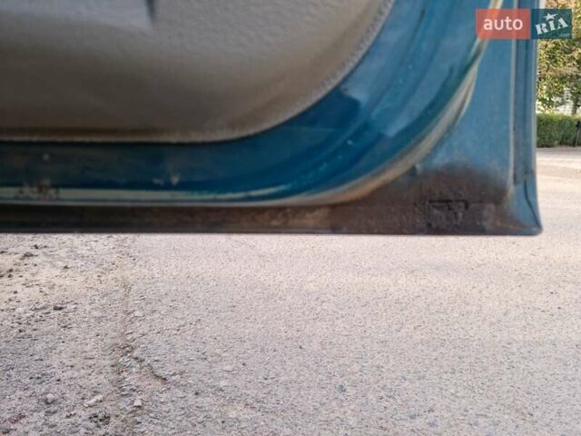 Зеленый Опель Movano, объемом двигателя 2.5 л и пробегом 450 тыс. км за 10600 $, фото 18 на Automoto.ua