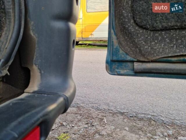 Зеленый Опель Movano, объемом двигателя 2.5 л и пробегом 450 тыс. км за 10600 $, фото 26 на Automoto.ua