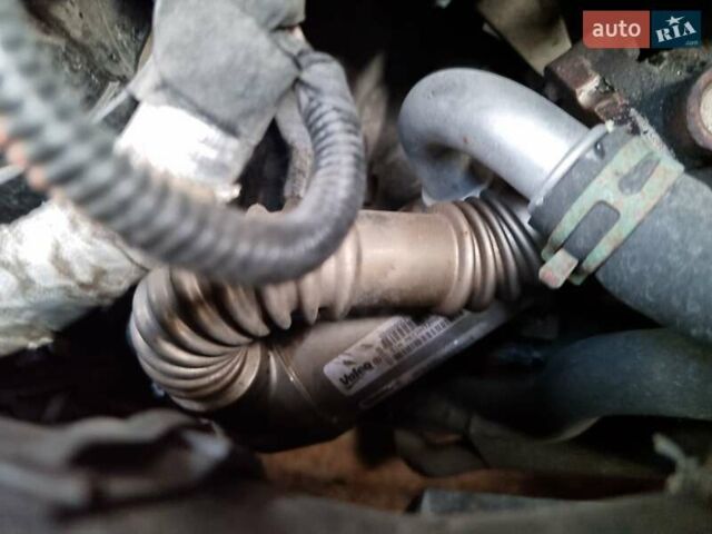 Зеленый Опель Movano, объемом двигателя 2.5 л и пробегом 450 тыс. км за 10600 $, фото 5 на Automoto.ua