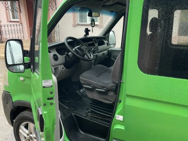 Зеленый Опель Movano, объемом двигателя 2.5 л и пробегом 493 тыс. км за 7000 $, фото 7 на Automoto.ua