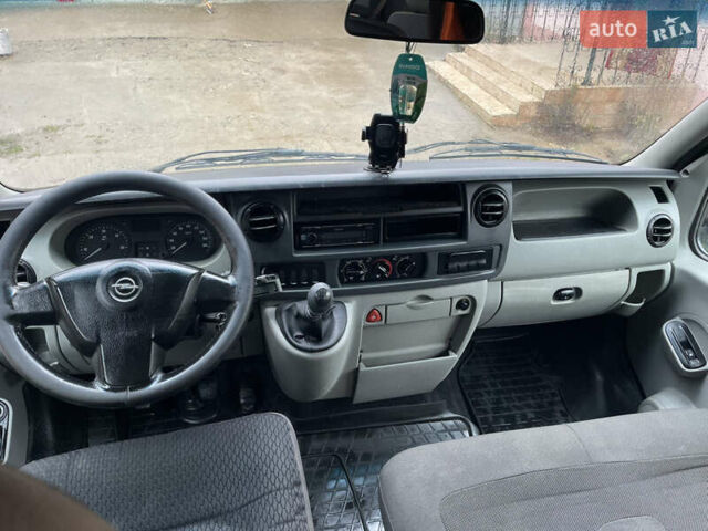 Зеленый Опель Movano, объемом двигателя 2.46 л и пробегом 493 тыс. км за 7000 $, фото 9 на Automoto.ua