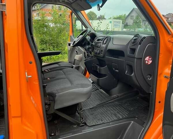 Оранжевый Опель Movano, объемом двигателя 2.3 л и пробегом 410 тыс. км за 16000 $, фото 19 на Automoto.ua