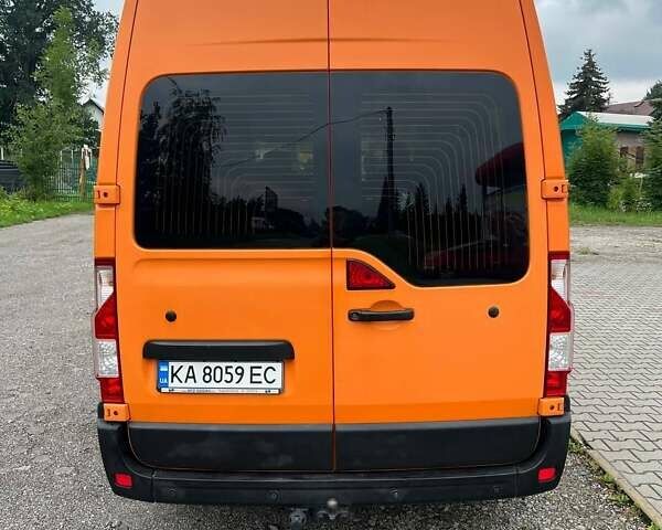 Оранжевый Опель Movano, объемом двигателя 2.3 л и пробегом 410 тыс. км за 16000 $, фото 4 на Automoto.ua