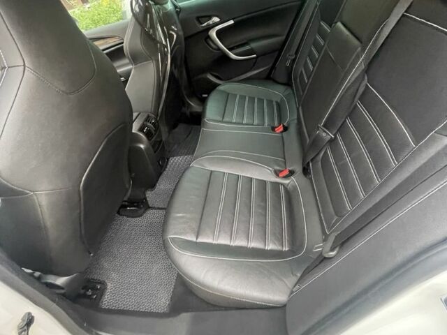 Білий Опель OPC, об'ємом двигуна 2 л та пробігом 199 тис. км за 13500 $, фото 10 на Automoto.ua