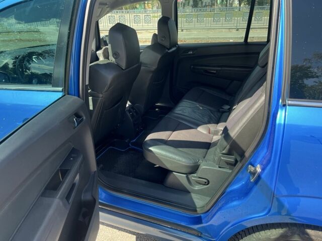 Синий Опель OPC, объемом двигателя 2 л и пробегом 287 тыс. км за 5500 $, фото 11 на Automoto.ua