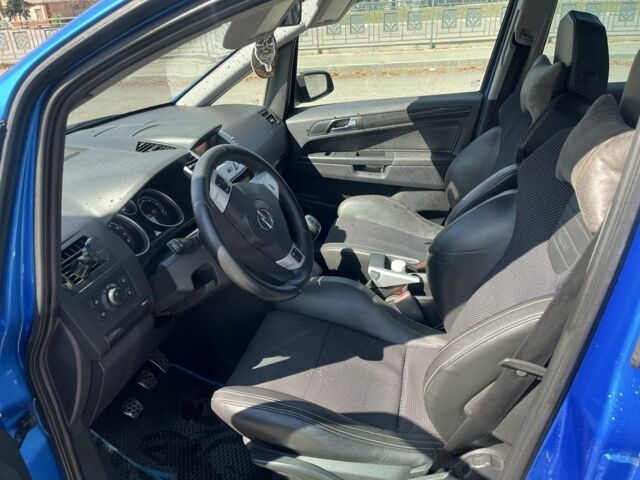 Синий Опель OPC, объемом двигателя 2 л и пробегом 287 тыс. км за 5500 $, фото 10 на Automoto.ua
