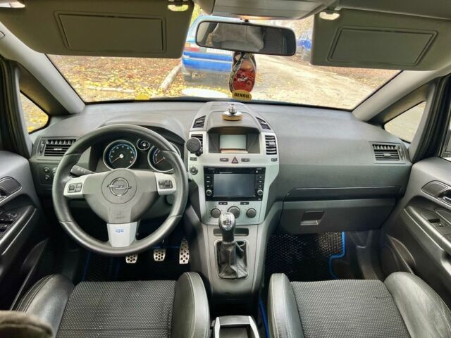 Синій Опель OPC, об'ємом двигуна 2 л та пробігом 287 тис. км за 6000 $, фото 9 на Automoto.ua